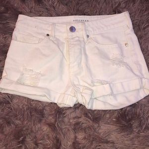 White Bullhead Girlfriend Jean shorts